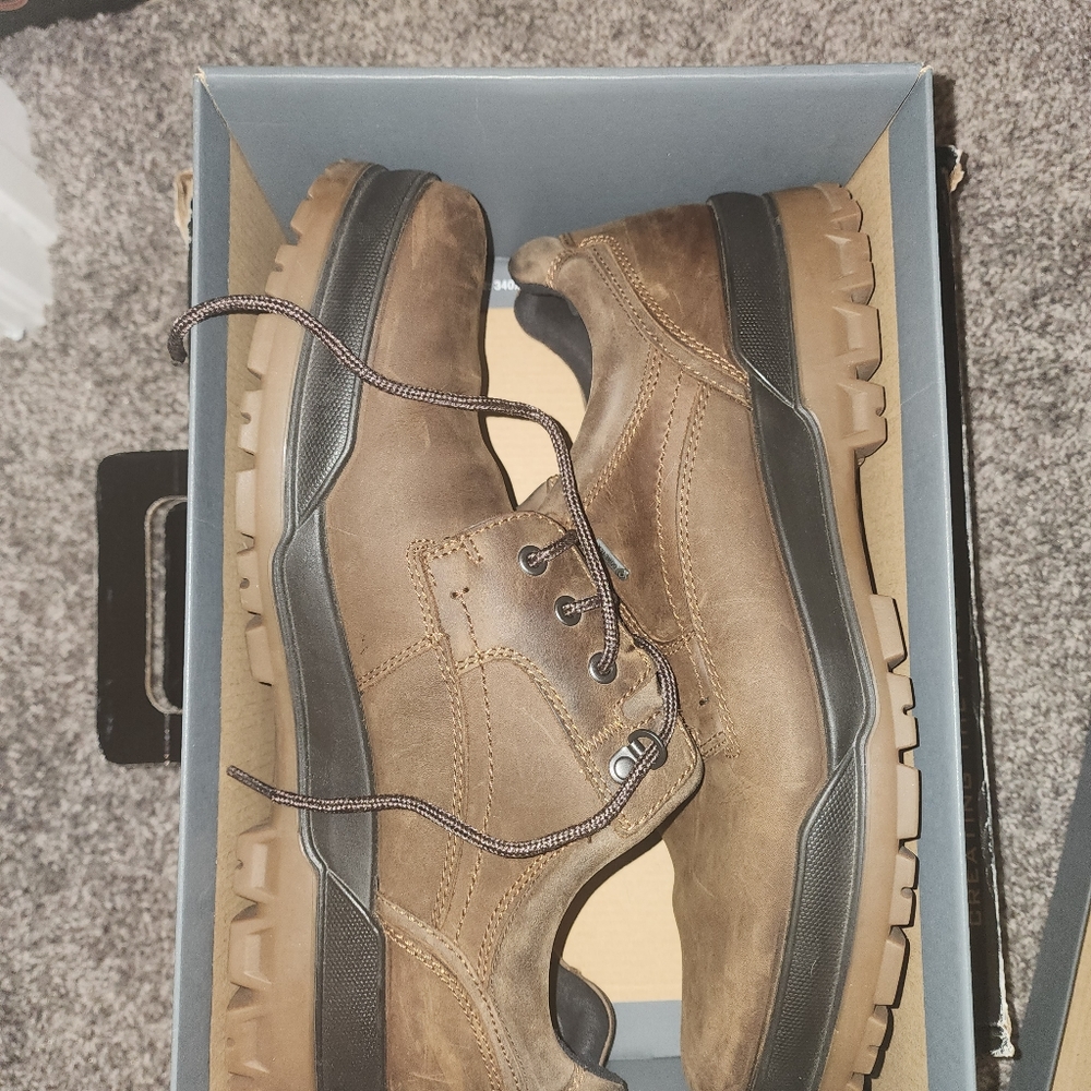 MENS SHOES